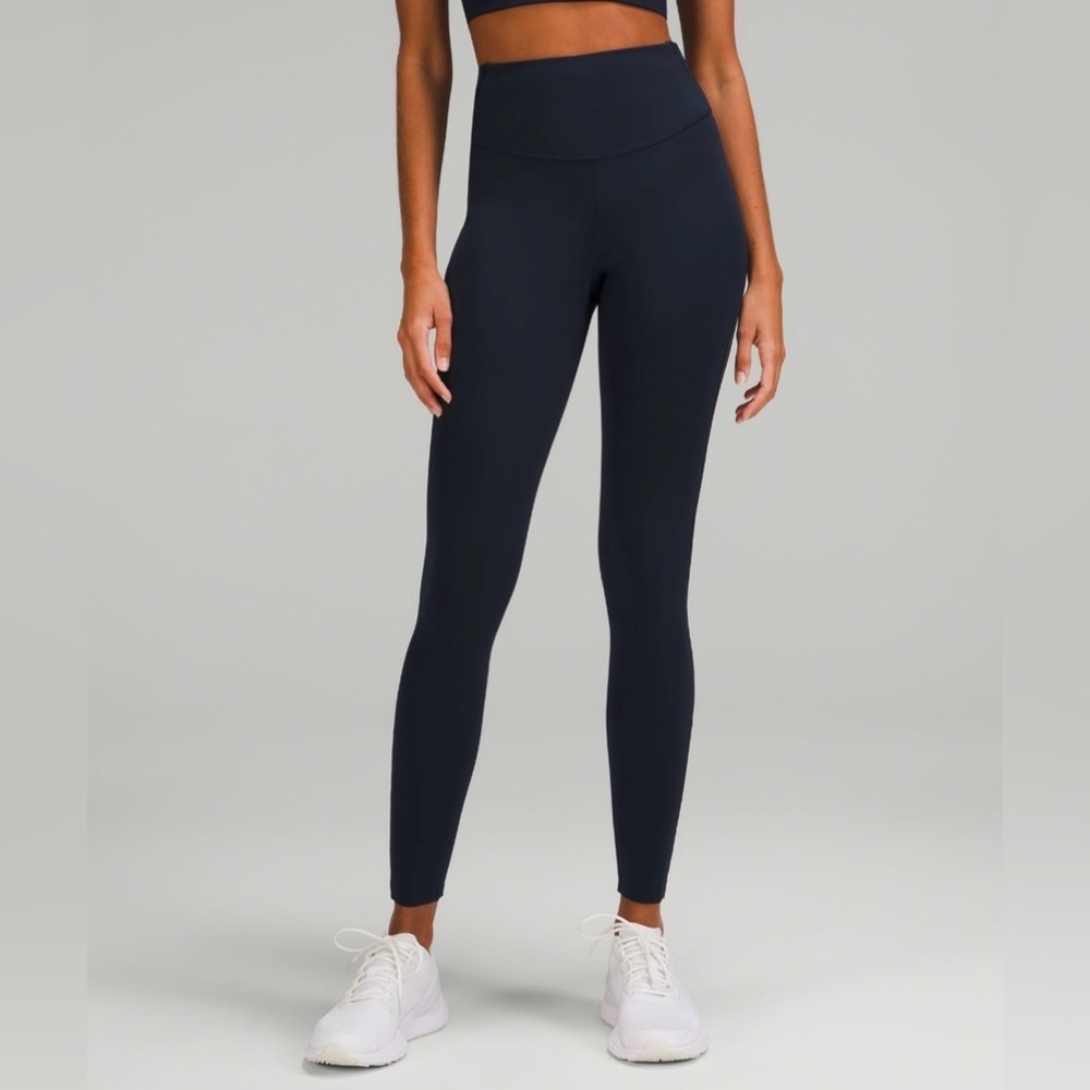 Lululemon Base Pace High-Rise Tight 28”